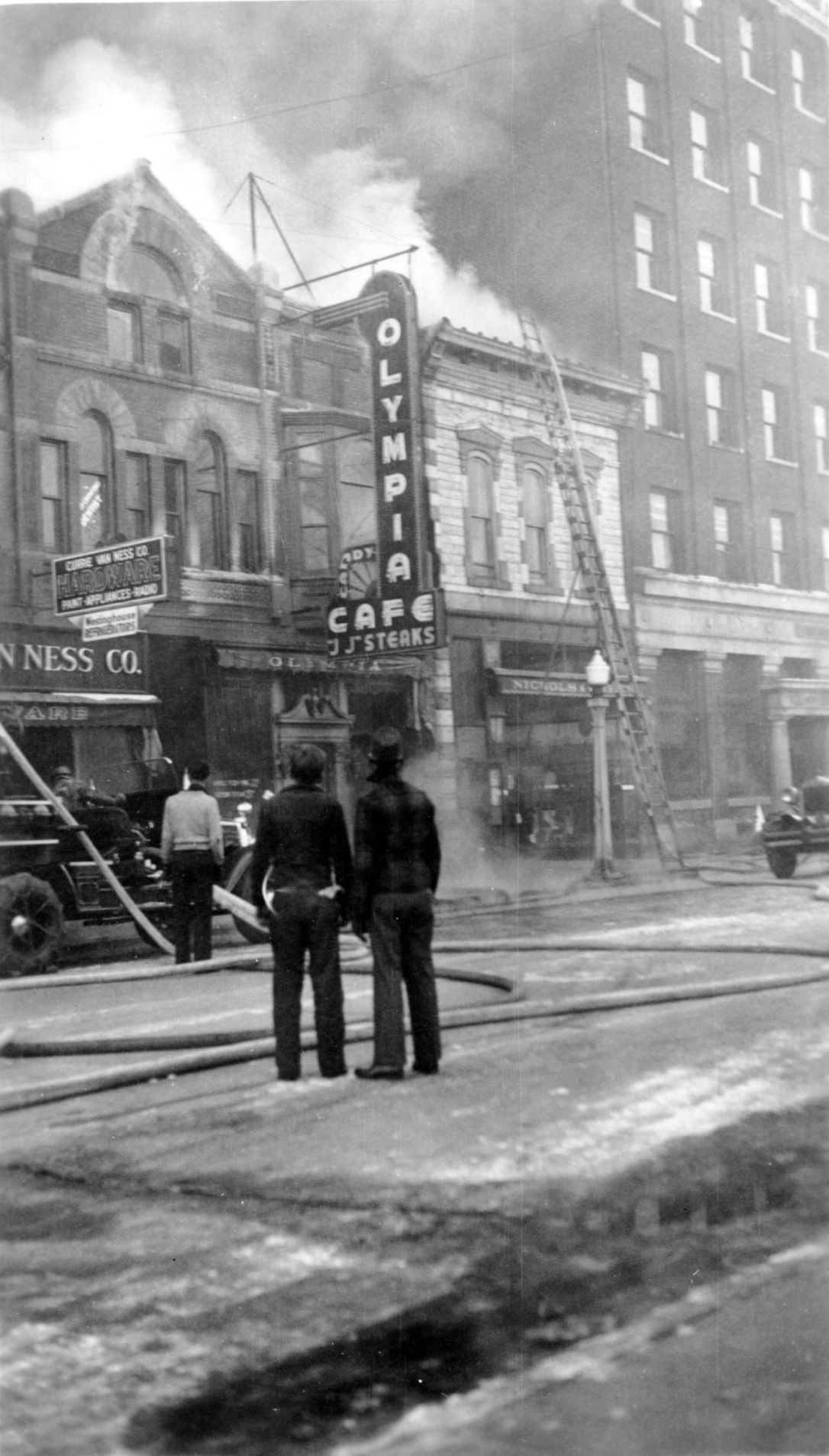 Curries fire 1937 #8.jpg